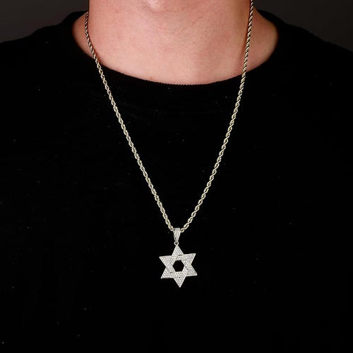 Davidsstjärna hänge med moissanite – 18K guldpläterat