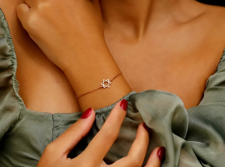 Minimalistiskt Davidsstjärna armband