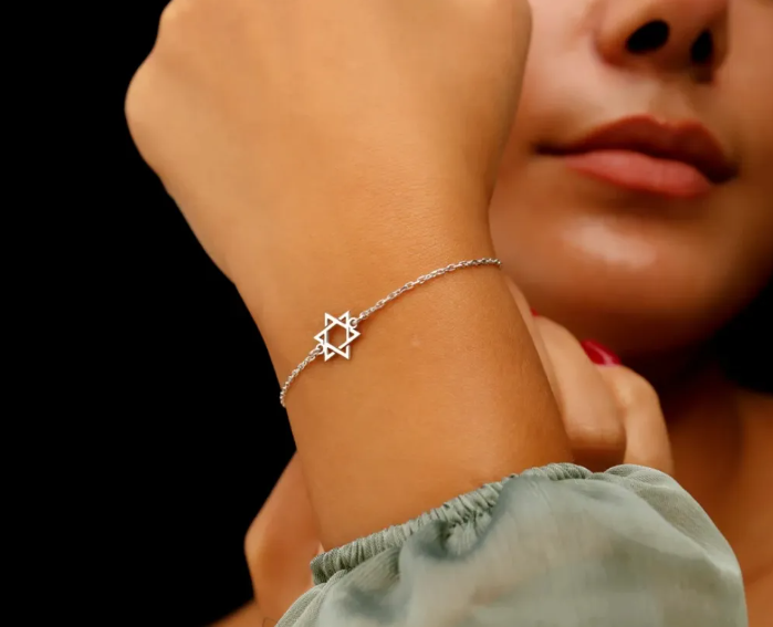 Minimalistiskt Davidsstjärna armband